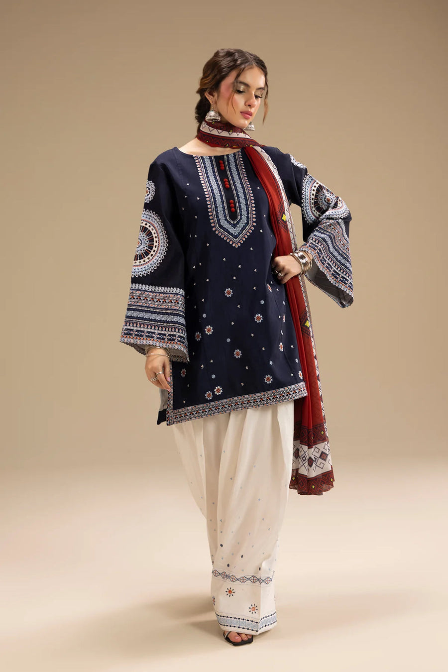 Ittehad Winter Dhanak  3PC`25 LF#DP-2099