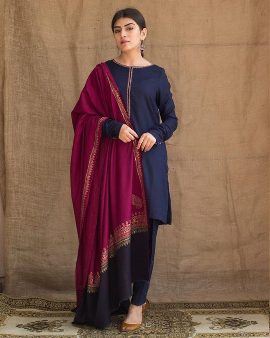 3 Pcs women’s unstitched Dhanak embroidered suit